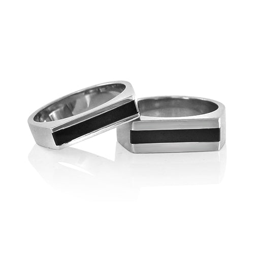 Signet Shape Ring with Onyx Inlay Stripe